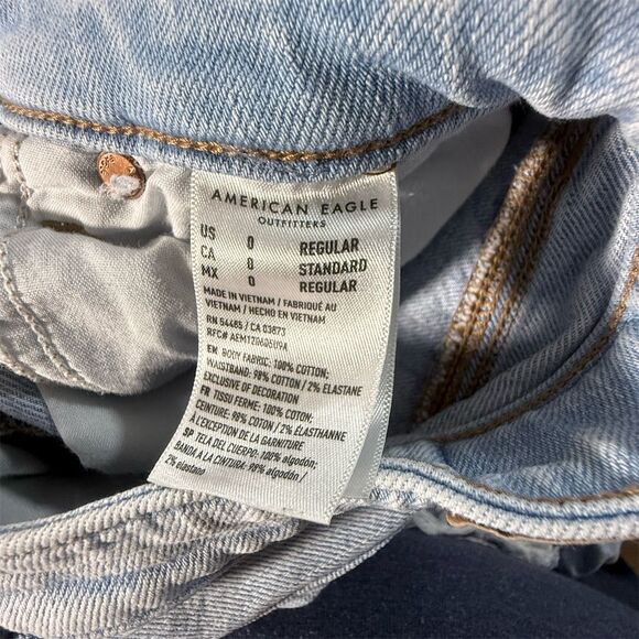 American Eagle Women's High Rise Distressed Grunge Mom Jeans Size 0 Blue - Picture 8 of 10